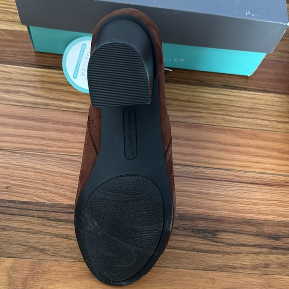 Andrew Geller open toe bootie.  Size 8 1/2 - Picture 3 of 4